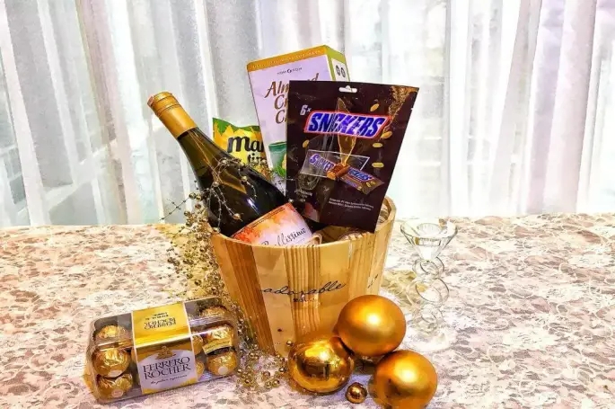 Wine and Chocolate Hampers - New Year Gift Ideas for Boyfriend